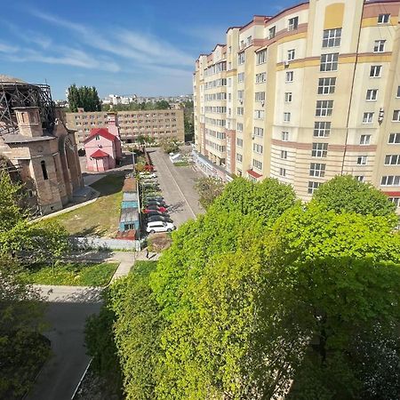 Apartment On Bukovinska 리우네 외부 사진