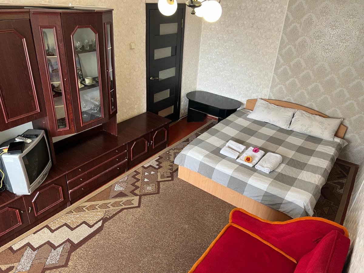 Apartment On Bukovinska 리우네 외부 사진