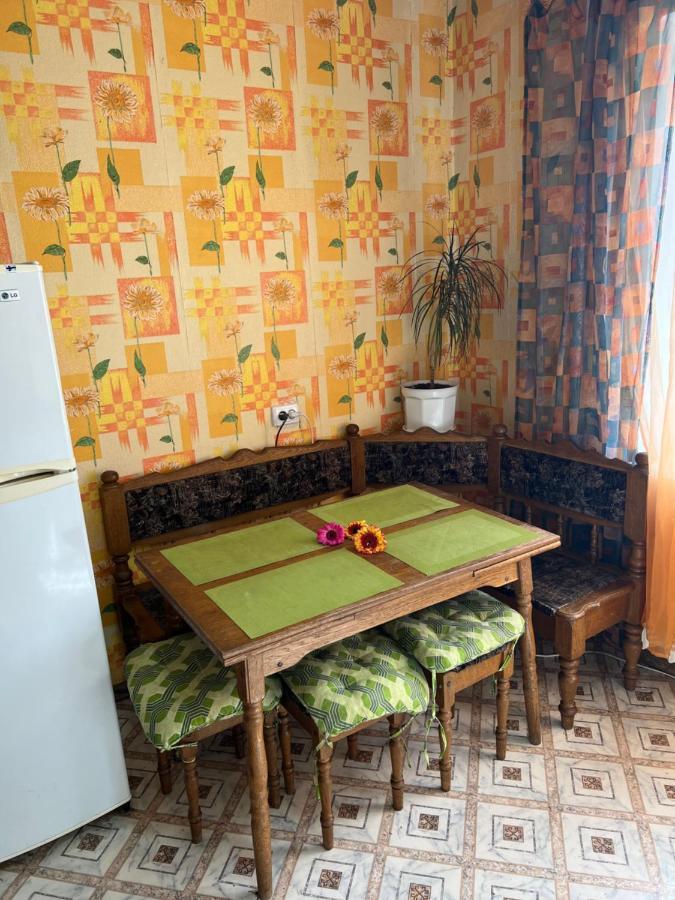 Apartment On Bukovinska 리우네 외부 사진